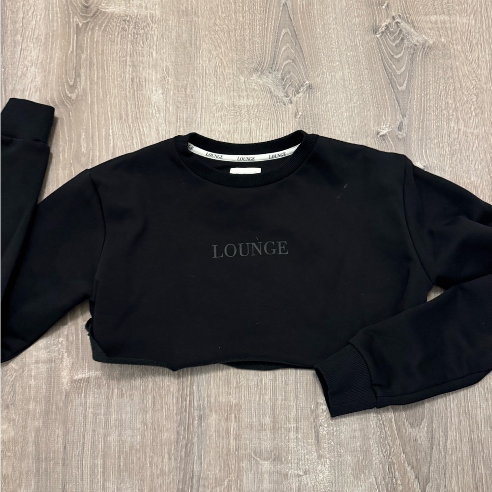 Black Women's Crop Top